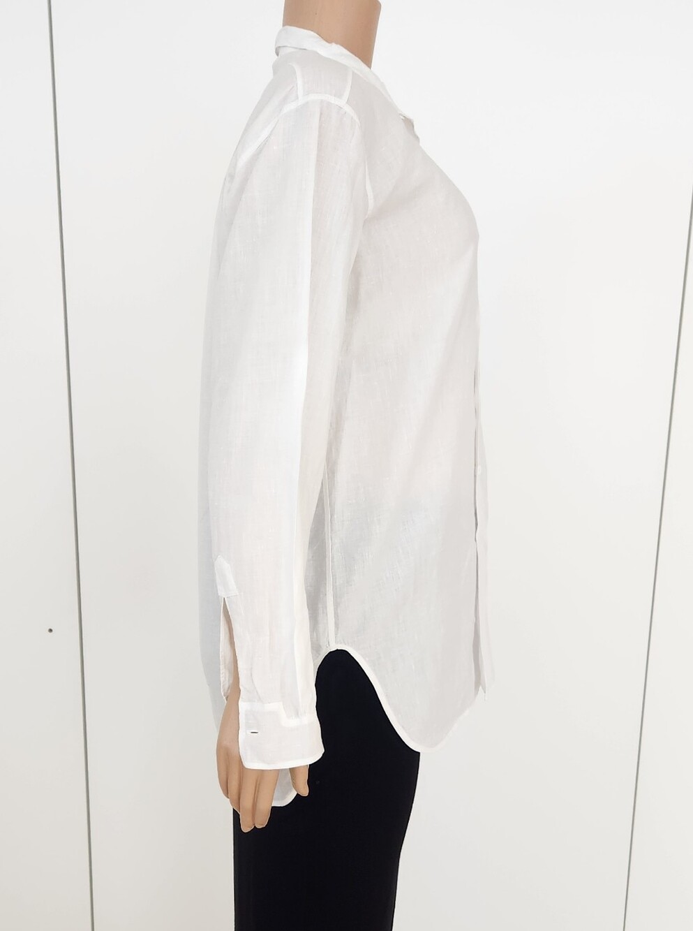 Kaval Linen Blouse - Picture 10 of 13